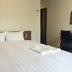 Ochanomizu St. Hills Hotel